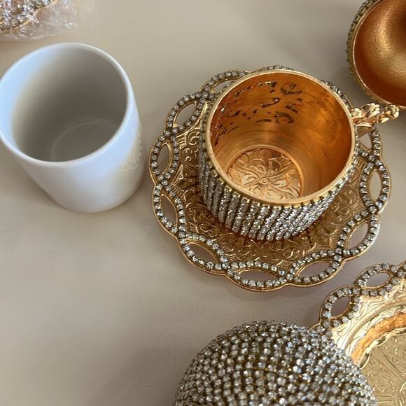 NWOT Rhinestone Adorned Set of 6 Fancy Coffee Cups with Saucers - Picture 9 of 11